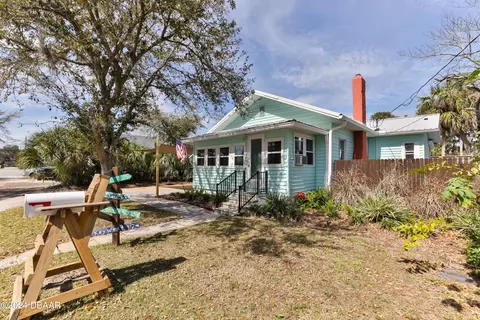 307 Ronnoc Ln, New Smyrna Beach, FL 32168