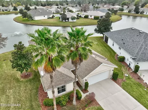 7 Rivergate Ln, Palm Coast, FL 32164
