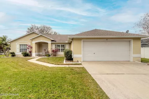 67 Spinnaker Cir, South Daytona, FL 32119