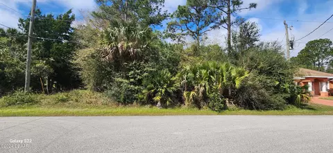 65 White Star Dr, Palm Coast, FL 32164