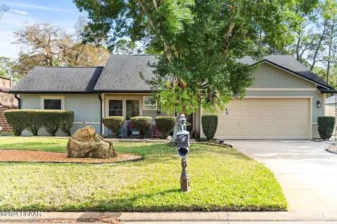 24 Charleston Sq, Ormond Beach, FL 32174