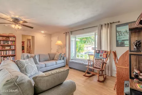 111 Pinion Cir, Ormond Beach, FL 32174 photo 6