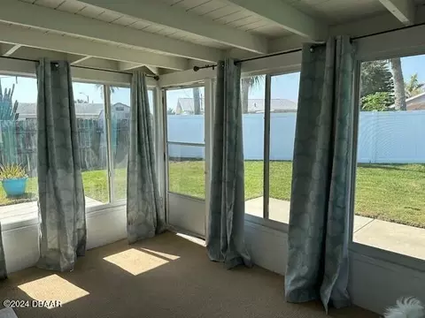 25 Ocean Shore Dr, Ormond Beach, FL 32176 photo 8