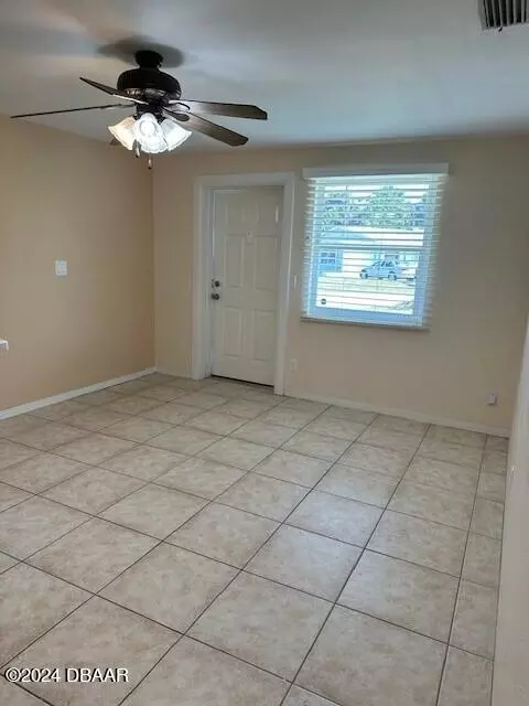 25 Ocean Shore Dr, Ormond Beach, FL 32176 photo 2