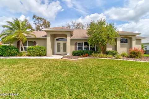 6076 Sabal Creek Blvd, Port Orange, FL 32128