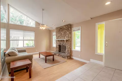 24 Baymeadow Ct, Ormond Beach, FL 32174 photo 4