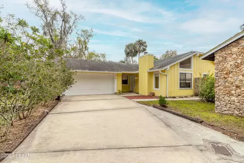 24 Baymeadow Ct, Ormond Beach, FL 32174 photo 2
