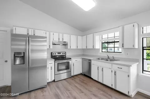 2754 Date Palm Dr, Edgewater, FL 32141 photo 9
