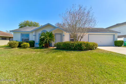 1537 Carmona Ct, Deltona, FL 32738