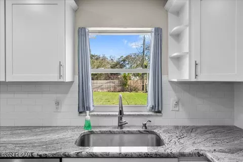 1749 Valencia Ave, Ormond Beach, FL 32174 photo 10
