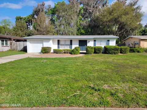 1108 Saint Augustine Rd, Daytona Beach, FL 32114