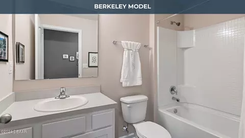 Bath - 2 Palm Leaf Ln, Palm Coast, FL 32164 photo 1 of 1