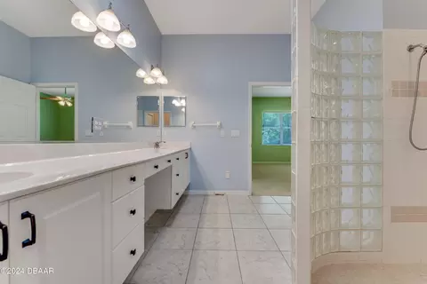 Bath - 4117 Salina Ln, Ormond Beach, FL 32174 photo 2 of 6