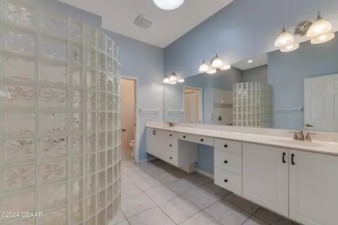 Bath - 4117 Salina Ln, Ormond Beach, FL 32174 photo 1 of 6