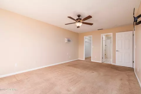310 Wildwood Dr, Edgewater, FL 32132 photo 13