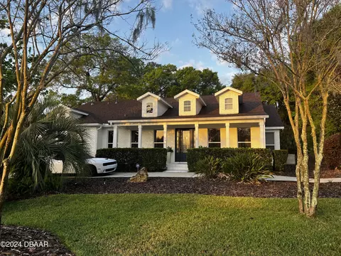 134 Crystal Oak Dr, Deland, FL 32720