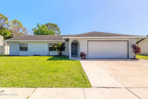 125 Westwood Dr, Daytona Beach, FL 32119