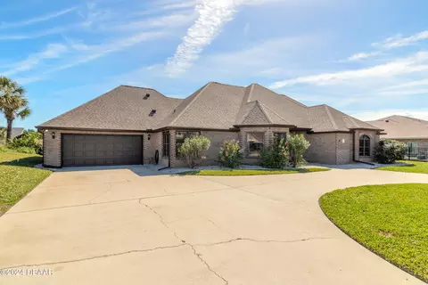 14 Julie Dr, Ormond Beach, FL 32176 photo 3