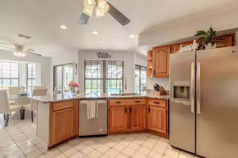 14 Julie Dr, Ormond Beach, FL 32176 photo 6
