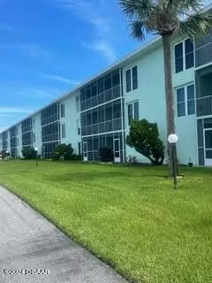 715 S Beach St #315D, Daytona Beach, FL 32114