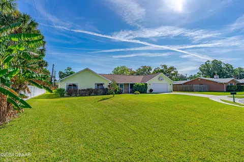 2507 Pike Ct, South Daytona, FL 32119
