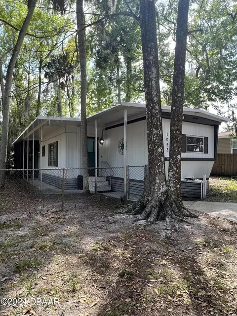 1053 S Green Acres Cir, Daytona Beach, FL 32119