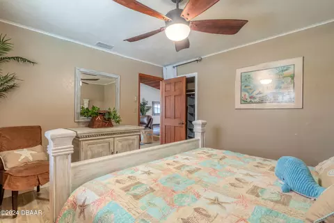 133 Flamingo Rd, Edgewater, FL 32141 photo 7