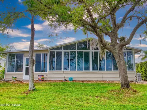 749 Navigators Way, Edgewater, FL 32141 photo 4
