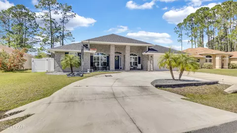 14 Farnell Ln, Palm Coast, FL 32137