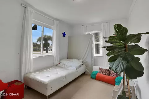 215 Rockefeller Dr, Ormond Beach, FL 32176 photo 9