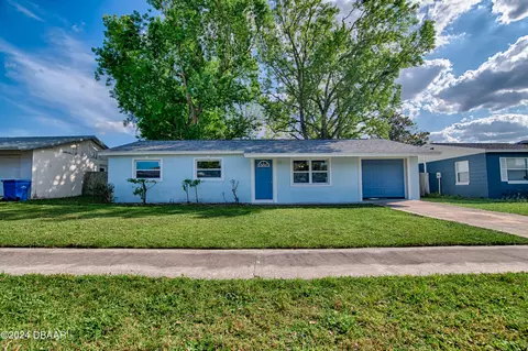 1337 Golf Ave, Ormond Beach, FL 32174