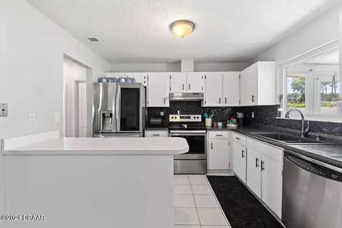 460 Sauls St, Ormond Beach, FL 32174 photo 7