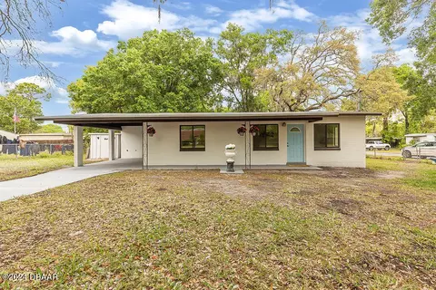 1515 Lake Dr, Casselberry, FL 32707