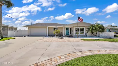 1854 John Anderson Dr, Ormond Beach, FL 32176 photo 2