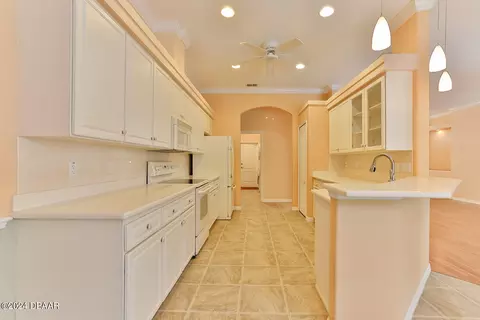 Kitchen - 1446 Dolph Cir, Ormond Beach, FL 32174 photo 3 of 4