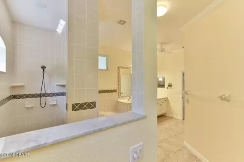 Bath - 1446 Dolph Cir, Ormond Beach, FL 32174 photo 4 of 6