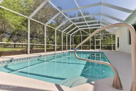 Exterior - 1446 Dolph Cir, Ormond Beach, FL 32174 photo 2 of 10