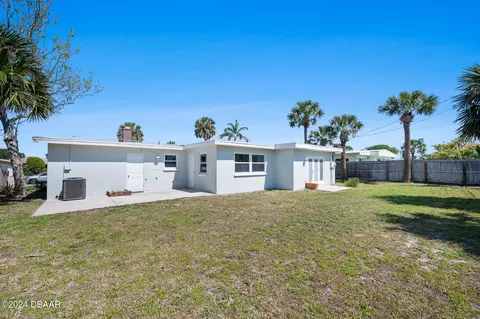 80 Loyola Dr, Ormond Beach, FL 32176 photo 5