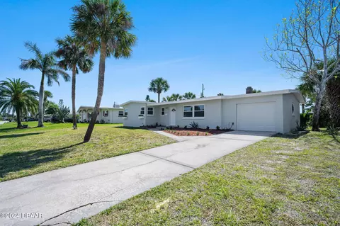 80 Loyola Dr, Ormond Beach, FL 32176 photo 2
