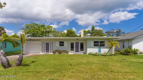 225 Woodland Ave, Daytona Beach, FL 32118