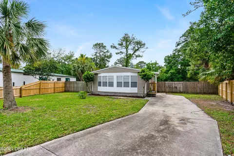 1311 Myrtle Jo Dr, Ormond Beach, FL 32174 photo 2