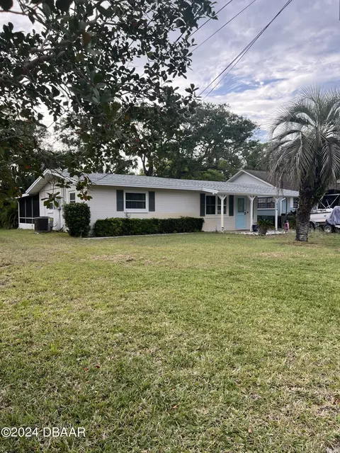 624 Yupon Ave, New Smyrna Beach, FL 32169
