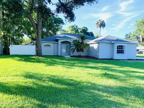 1828 Pine Tree Dr, Edgewater, FL 32132