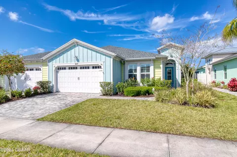 637 Landshark Blvd, Daytona Beach, FL 32124