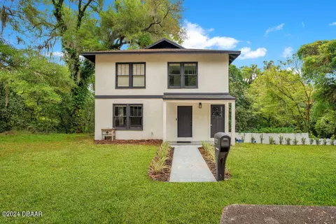 127 N Phippen Ave, Deland, FL 32724