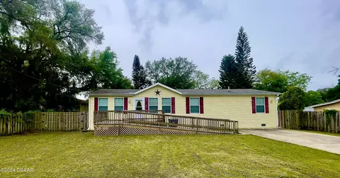 2010 Debbie St, New Smyrna Beach, FL 32168