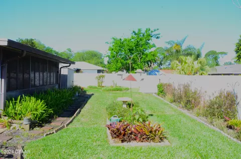 523 Sparrow Dr, Edgewater, FL 32141 photo 37