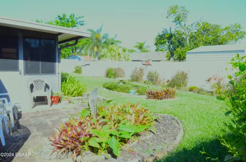 523 Sparrow Dr, Edgewater, FL 32141 photo 29