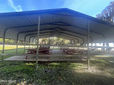 320 Laisy Dr, Georgetown, FL 32139 photo 4