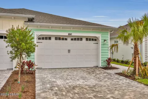 890 Bama Breeze Dr, Daytona Beach, FL 32124
